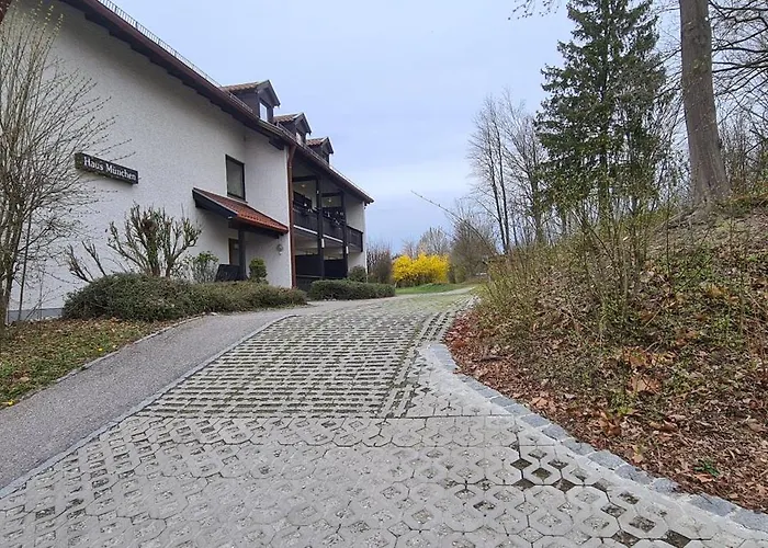 Haus Muenchen Апартаменты *